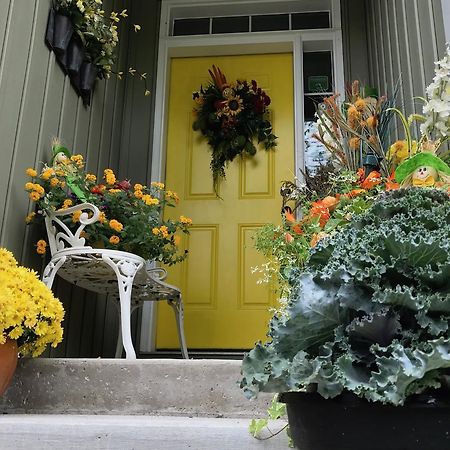 Yellow Door Bed And Breakfast Fort Erie Esterno foto