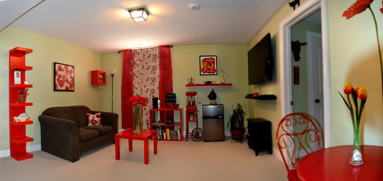 Yellow Door Bed And Breakfast Fort Erie Esterno foto