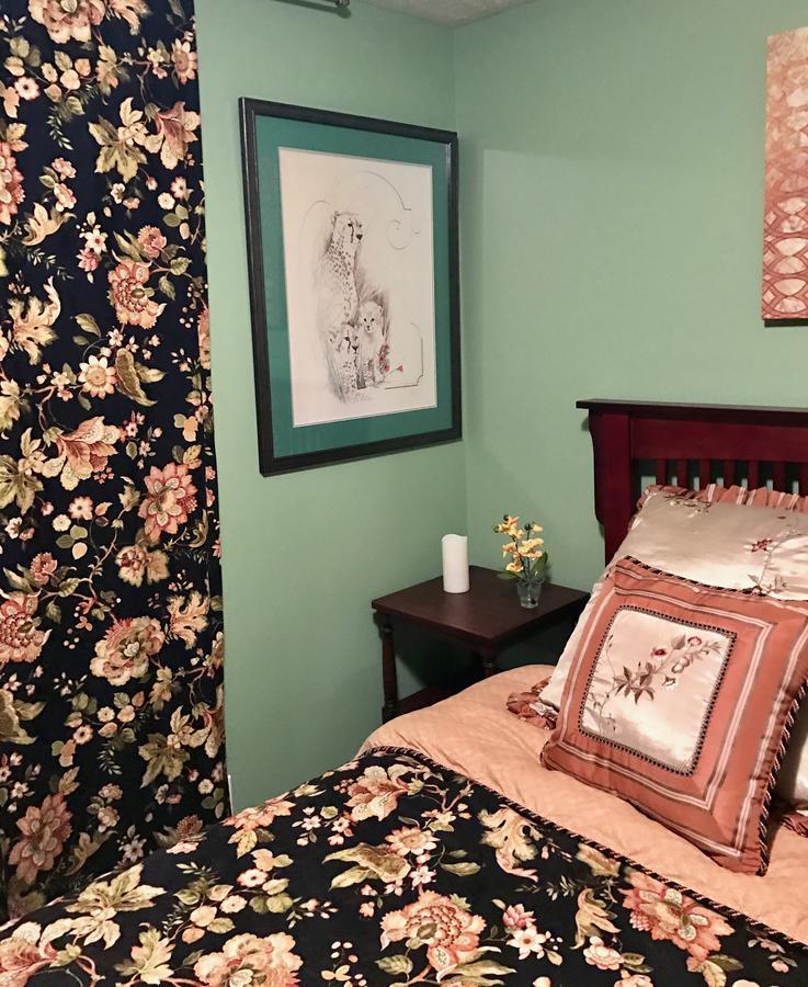 Yellow Door Bed And Breakfast Fort Erie Esterno foto