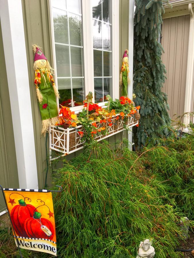 Yellow Door Bed And Breakfast Fort Erie Esterno foto