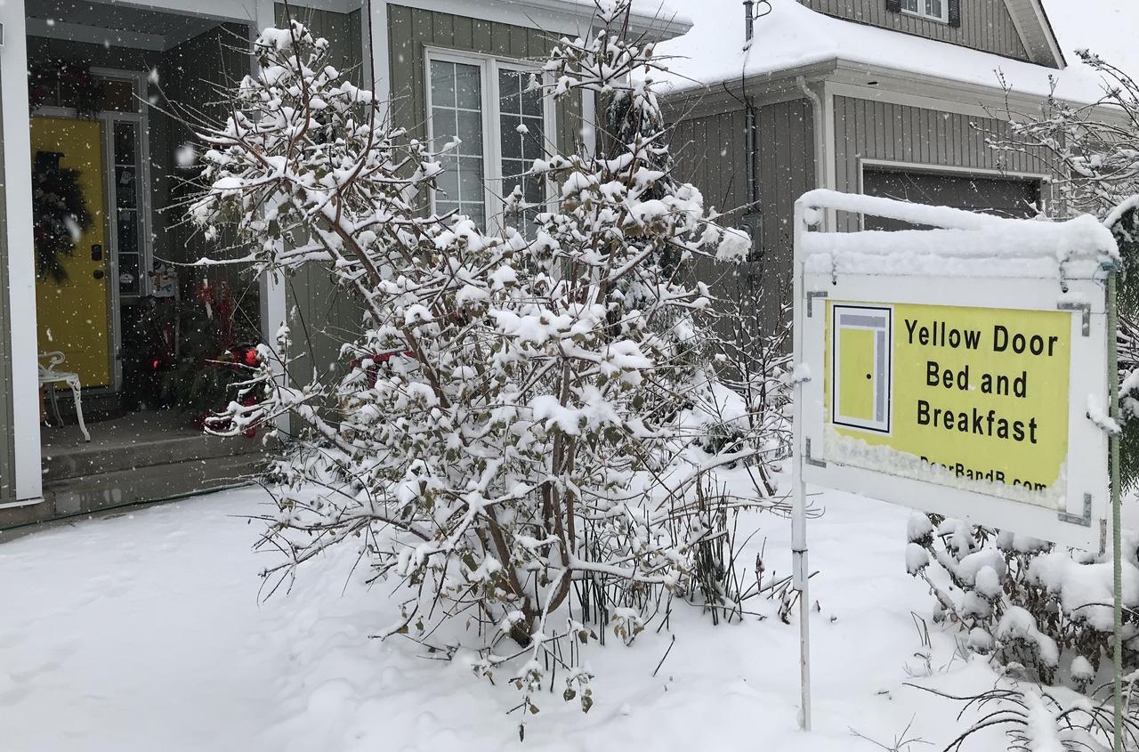Yellow Door Bed And Breakfast Fort Erie Esterno foto